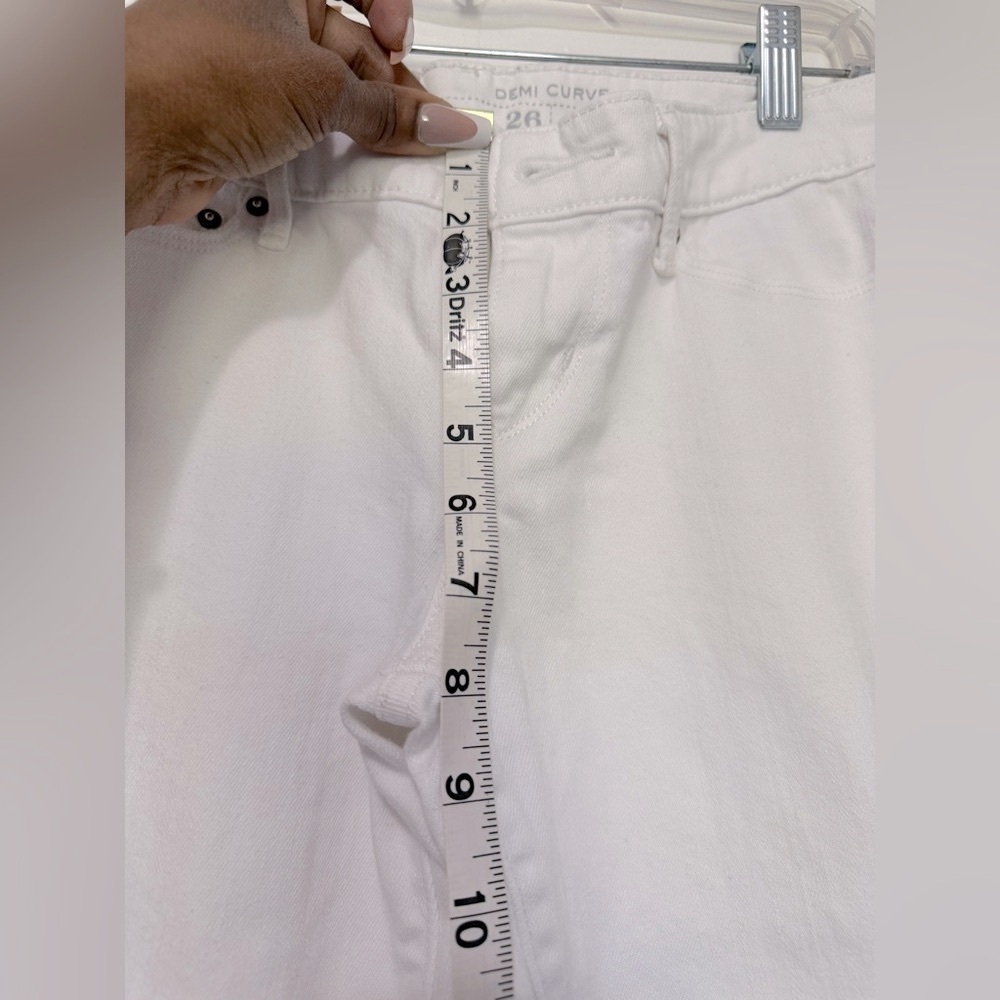 Levi's White Straight Leg Jeans - never worn - Picture 8 of 12